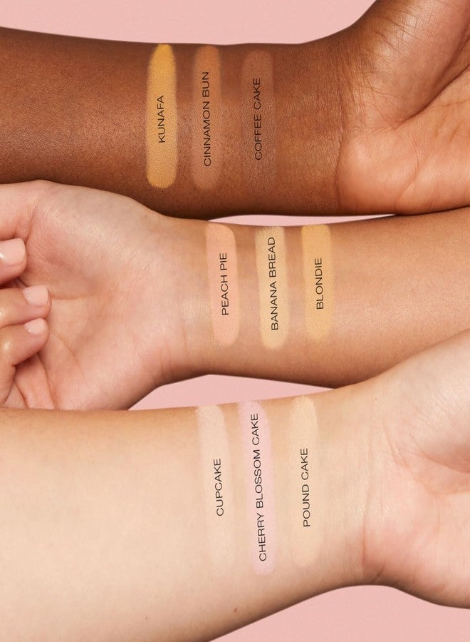 Huda بودرة هدى بيوتي المضغوطة سهلة الخبز والتثبيت، خالية من التلك، بتركيبة الكب كيك لتفتيح البشرة وتثبيتها - Image 4